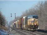 CSX 279 on M560